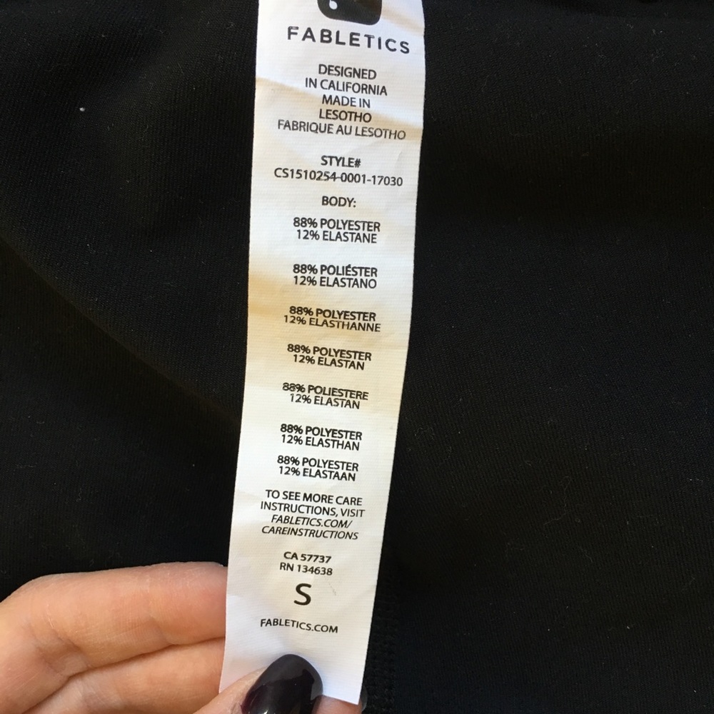 Fabletics Black Capri - Picture 4 of 5